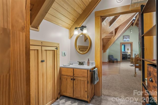 482 Gap Creek Road, Zirconia, NC 28790