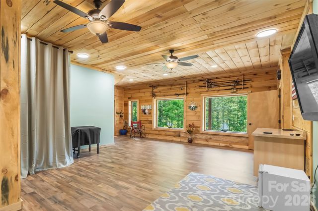 482 Gap Creek Road, Zirconia, NC 28790
