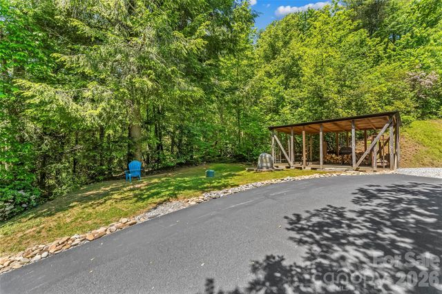 482 Gap Creek Road, Zirconia, NC 28790