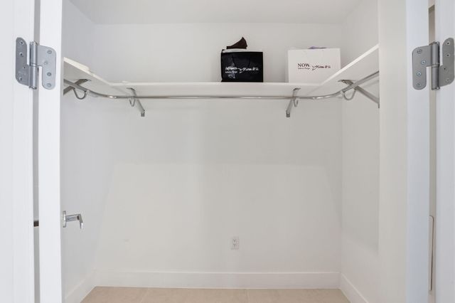 407 N Riverside Drive 205, Pompano Beach, FL 33062