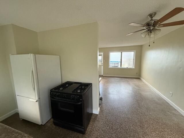 116 Mayfield Road 3, Lantana, FL 33462