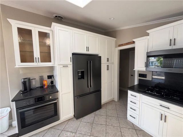 711 Huntington, Huntington Beach, CA 92648