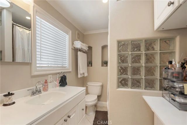 711 Huntington, Huntington Beach, CA 92648