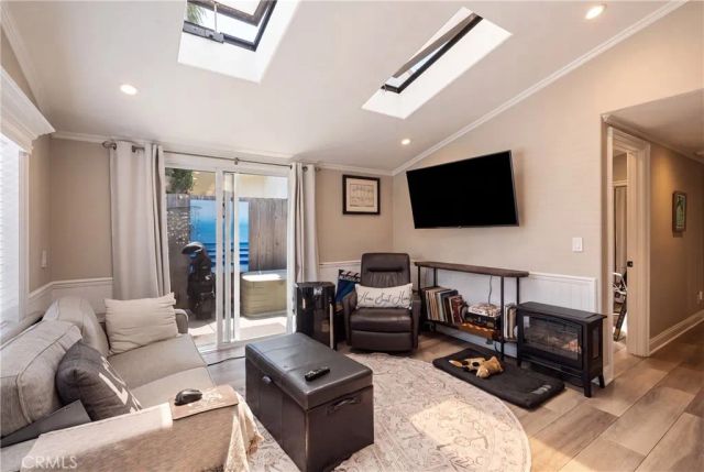 711 Huntington, Huntington Beach, CA 92648