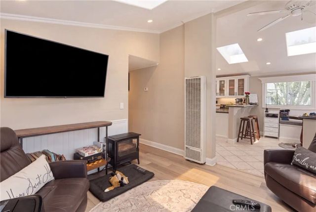 711 Huntington, Huntington Beach, CA 92648
