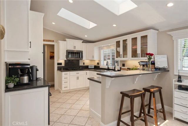 711 Huntington, Huntington Beach, CA 92648