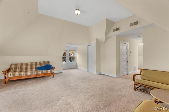 422 Adams Street, Ferguson, MO 63135