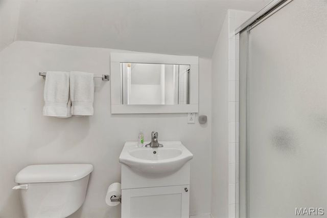 422 Adams Street, Ferguson, MO 63135