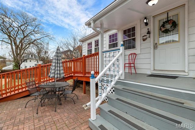 422 Adams Street, Ferguson, MO 63135