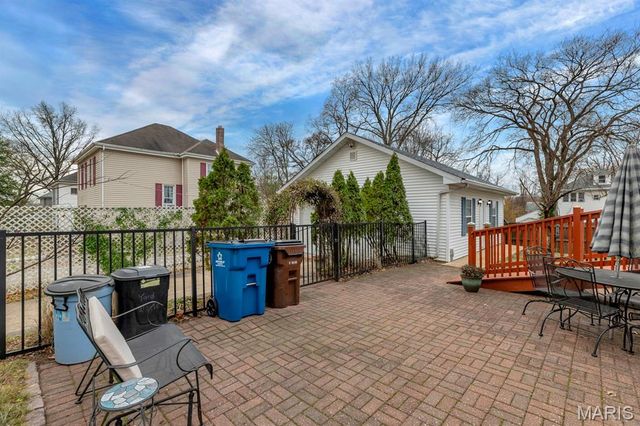 422 Adams Street, Ferguson, MO 63135