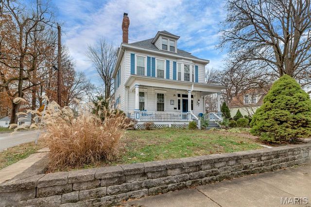 422 Adams Street, Ferguson, MO 63135