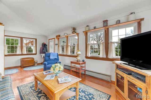 422 Adams Street, Ferguson, MO 63135