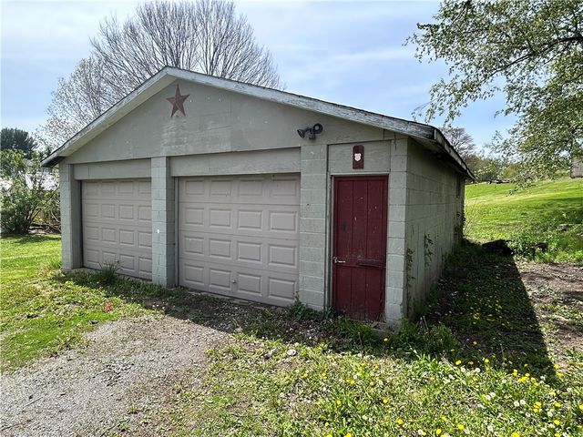 403 Centennial Ave, New Galilee, PA 16141