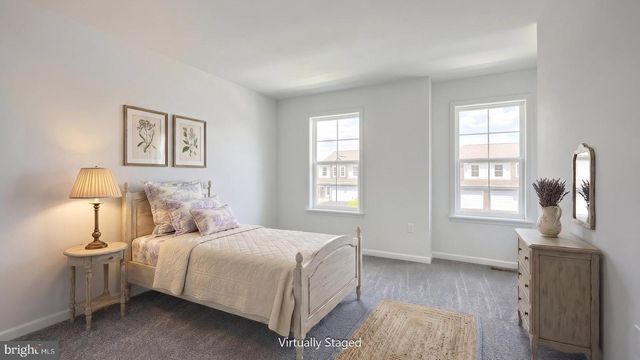 7851 OAK BROOK DR, Harrisburg, PA 17112