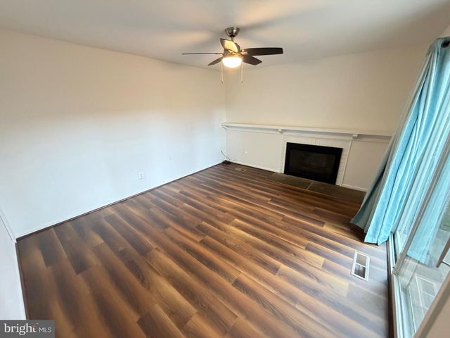 20101 WARINGWOOD WAY, Gaithersburg, MD 20886