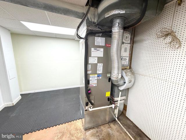 20101 WARINGWOOD WAY, Gaithersburg, MD 20886