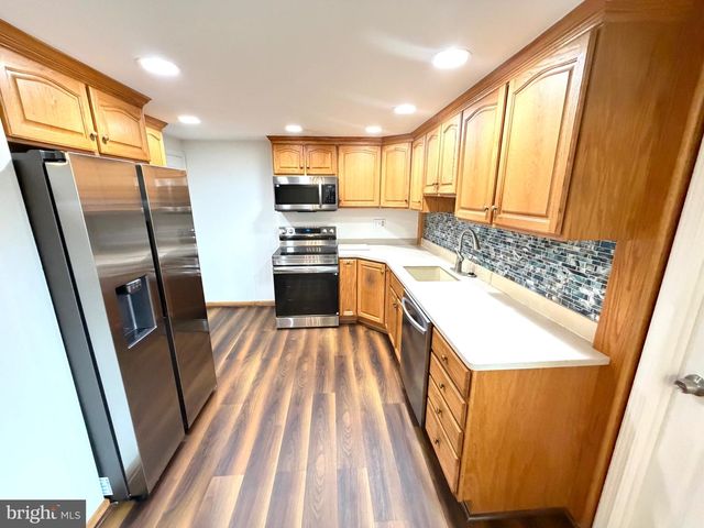 20101 WARINGWOOD WAY, Gaithersburg, MD 20886