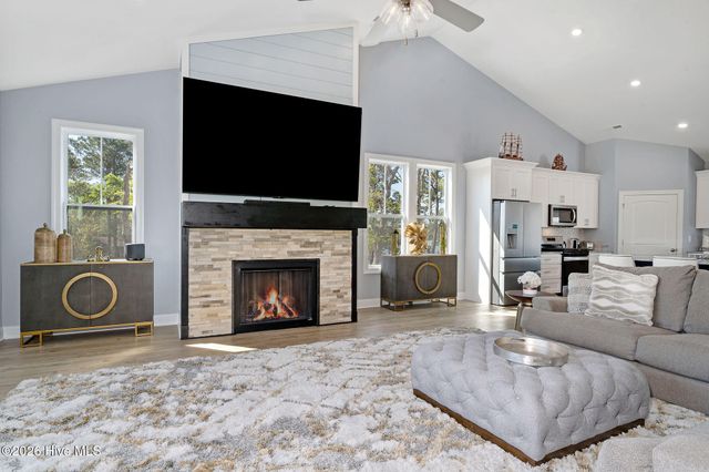 100 Paradise Court, Sneads Ferry, NC 28460
