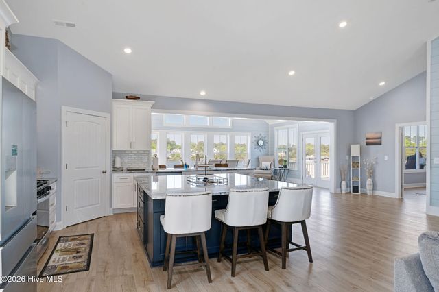 100 Paradise Court, Sneads Ferry, NC 28460