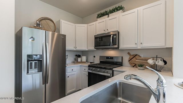 92 Arlotta Street, Glassboro Boro, NJ 08028