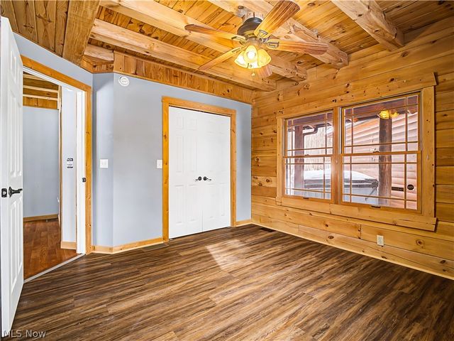 9677 Lindbergh Boulevard, Olmsted Falls, OH 44138