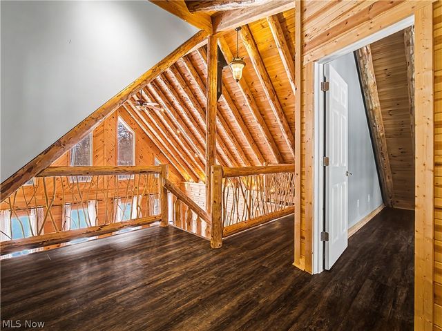 9677 Lindbergh Boulevard, Olmsted Falls, OH 44138