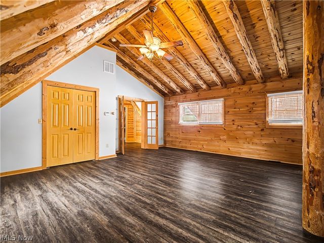 9677 Lindbergh Boulevard, Olmsted Falls, OH 44138