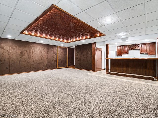 9677 Lindbergh Boulevard, Olmsted Falls, OH 44138