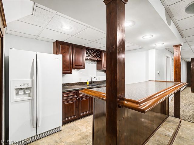 9677 Lindbergh Boulevard, Olmsted Falls, OH 44138