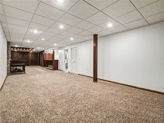 9677 Lindbergh Boulevard, Olmsted Falls, OH 44138