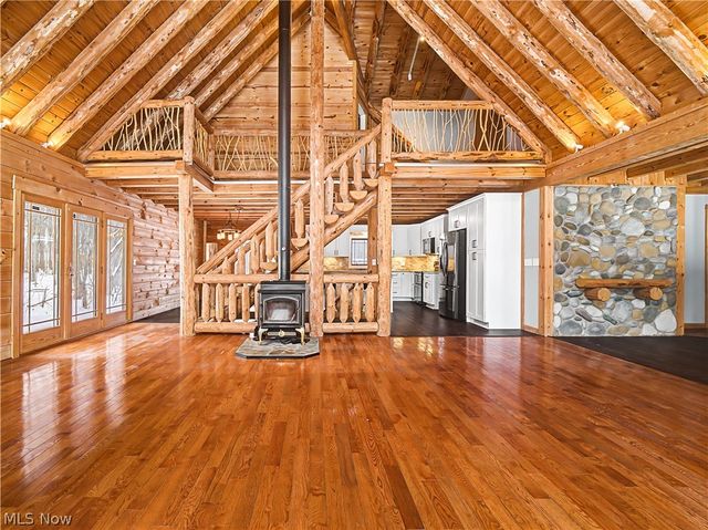 9677 Lindbergh Boulevard, Olmsted Falls, OH 44138