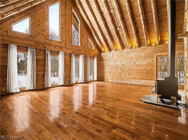 9677 Lindbergh Boulevard, Olmsted Falls, OH 44138