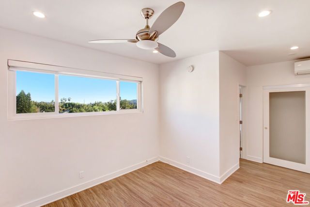 700 S 6th Street, Burbank, CA 91501
