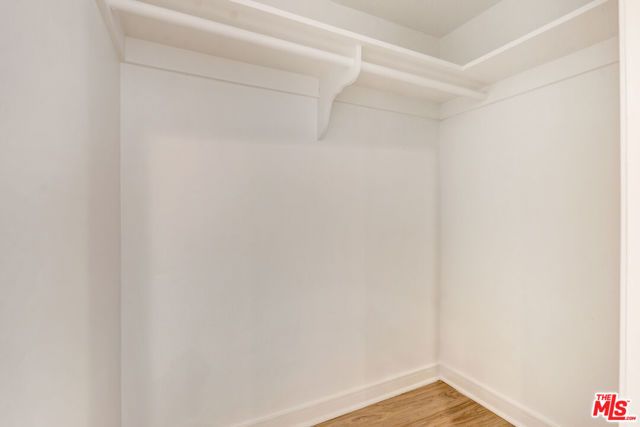 700 S 6th Street, Burbank, CA 91501