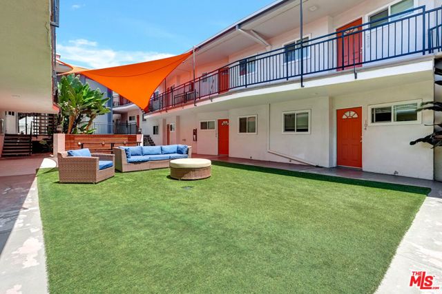 700 S 6th Street, Burbank, CA 91501