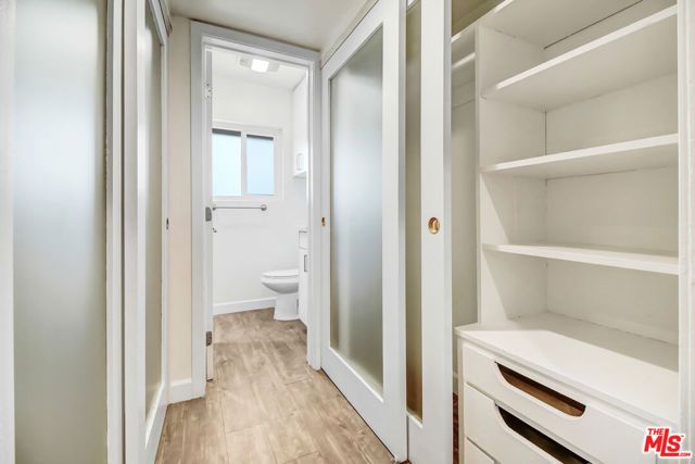 700 S 6th Street, Burbank, CA 91501