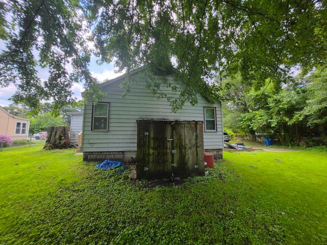 2420 E 35th Avenue, Lake Station, IN 46405