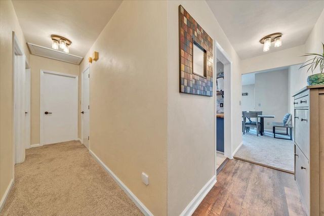 93 Peninsula Point Dr Unit B5, Moneta, VA 24121