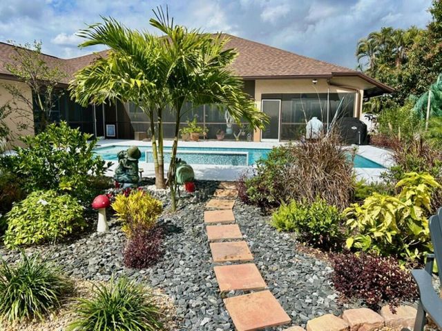 17564 79th Court N, The Acreage, FL 33470