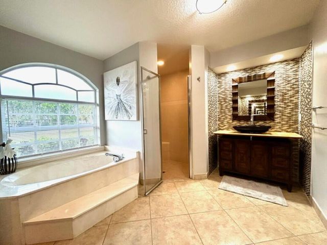 17564 79th Court N, The Acreage, FL 33470