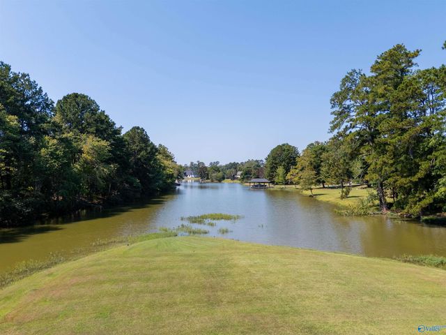 65 River Run Trail, Gadsden, AL 35901