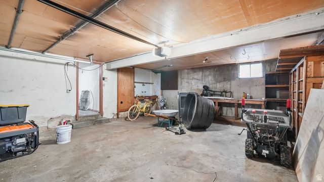 1229 E 33RD ST, Ogden, UT 84403