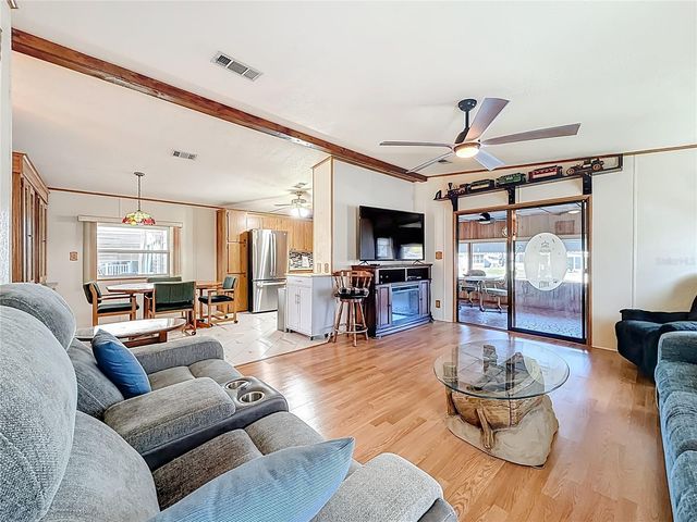 10190 N LAKE DRIVE 48, Largo, FL 33773