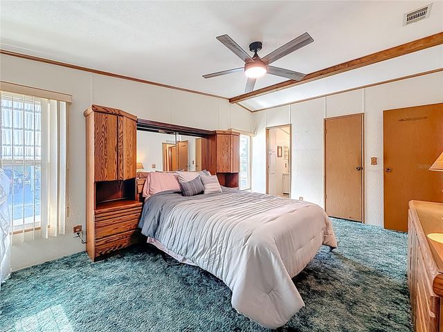 10190 N LAKE DRIVE 48, Largo, FL 33773