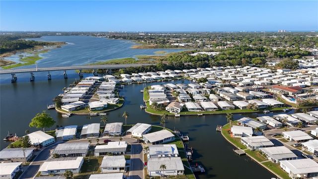 10190 N LAKE DRIVE 48, Largo, FL 33773