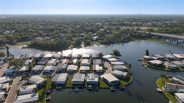 10190 N LAKE DRIVE 48, Largo, FL 33773