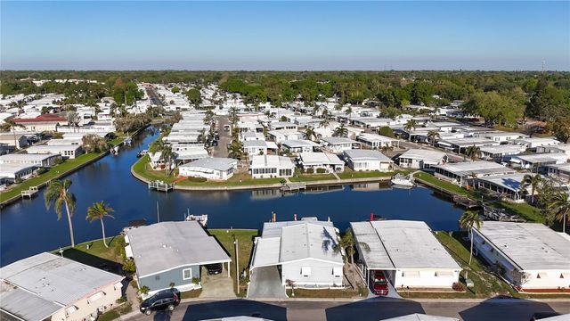 10190 N LAKE DRIVE 48, Largo, FL 33773