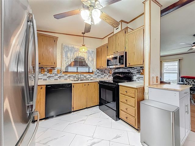 10190 N LAKE DRIVE 48, Largo, FL 33773