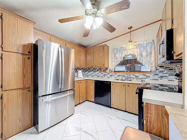 10190 N LAKE DRIVE 48, Largo, FL 33773