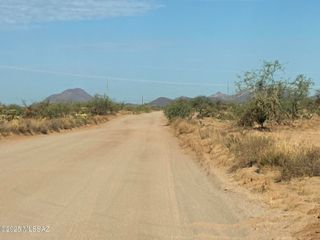 13700 W Ava Road # 6, Tucson, AZ 85736